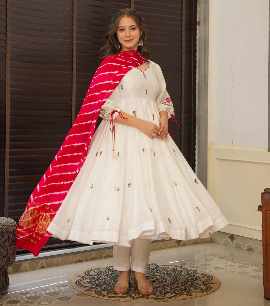 Off-White Chanderi Embroidered Anarkali Kurta Set with Dupatta